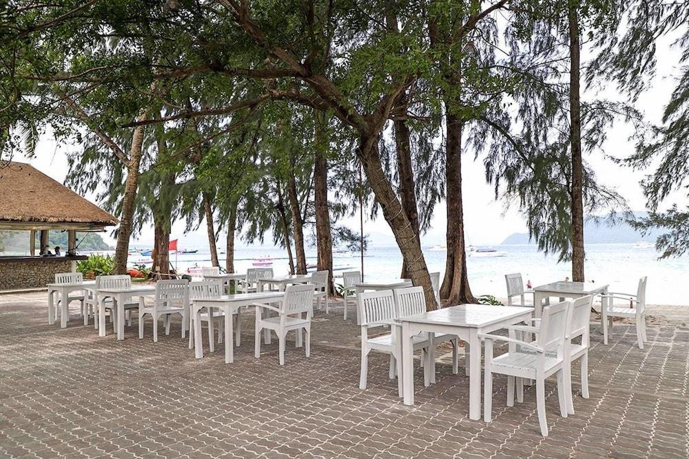 Coral Island Resort Phuket Extérieur photo