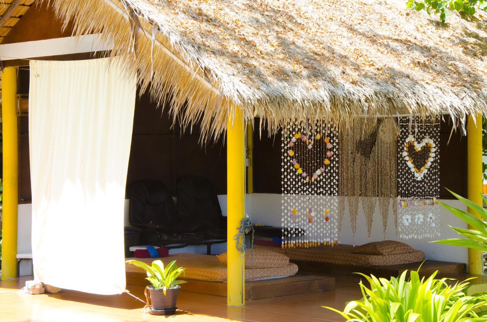 Coral Island Resort Phuket Extérieur photo