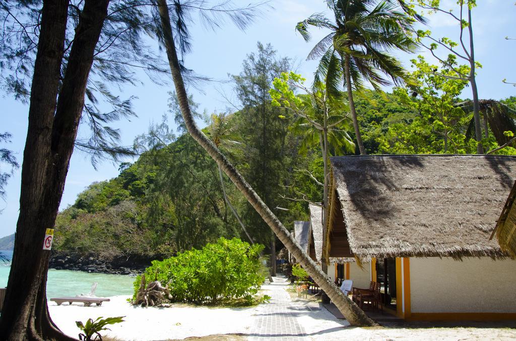 Coral Island Resort Phuket Extérieur photo