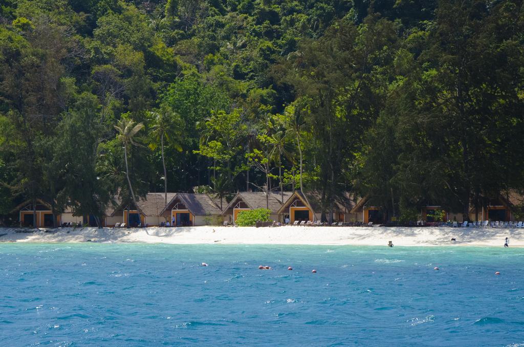 Coral Island Resort Phuket Extérieur photo