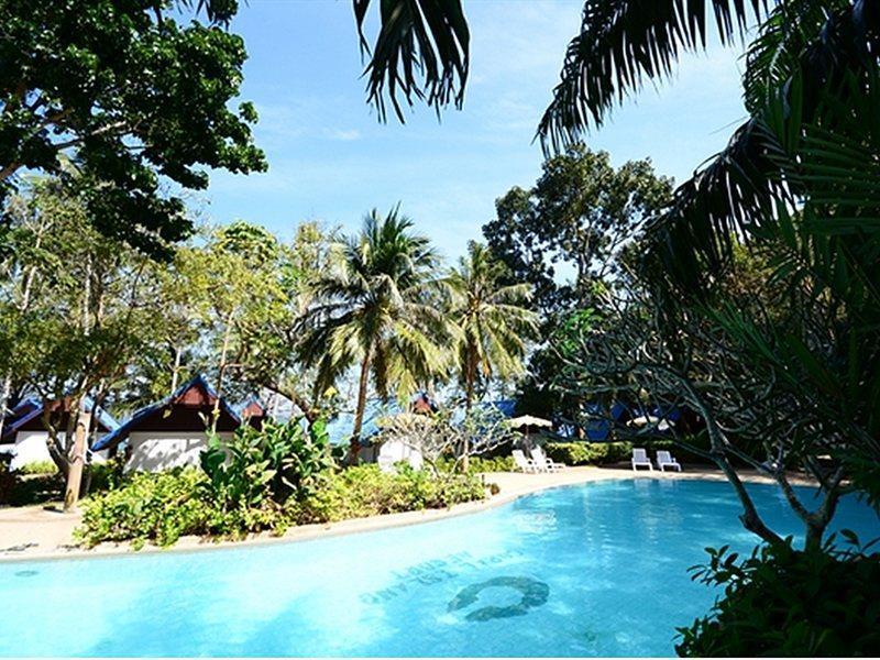 Coral Island Resort Phuket Extérieur photo