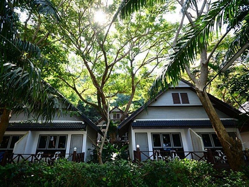 Coral Island Resort Phuket Extérieur photo